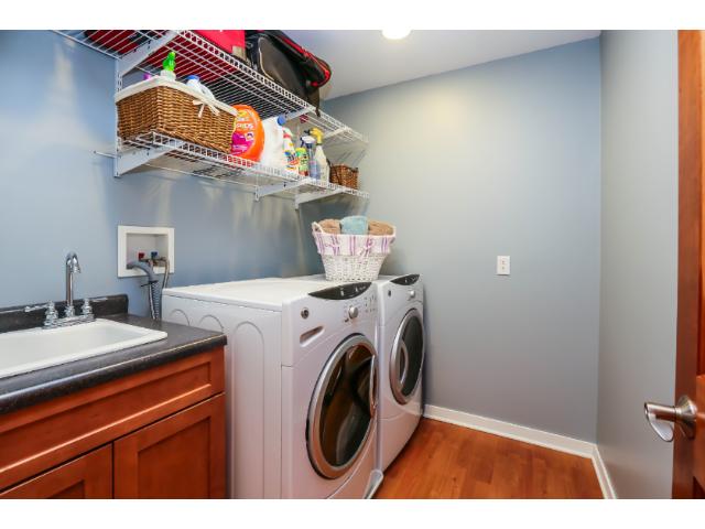 7616 W 101st St, Bloomington, MN 55438 photo 11