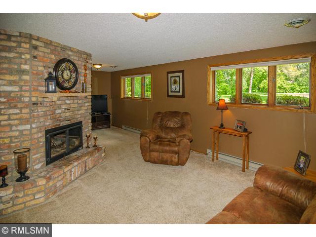 13075 Timberlane Dr, Baxter, MN 56425 photo 2