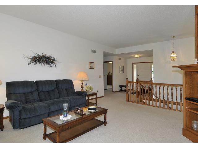 1805 Eagle Ct, Faribault, MN 55021 photo 8
