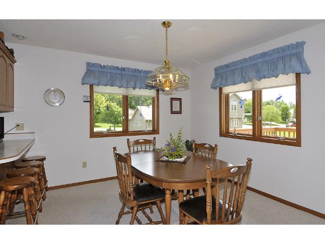 1805 Eagle Ct, Faribault, MN 55021 photo 12