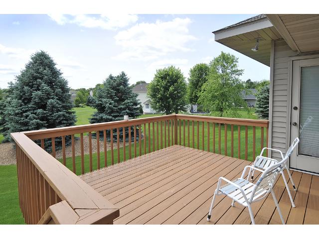 1805 Eagle Ct, Faribault, MN 55021 photo 3