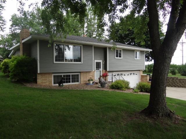 1251 25th St SE, Saint Cloud, MN 56304 photo 1