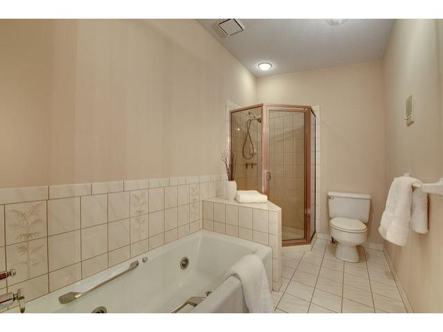 3882 Canter Glen Ln, Eagan, MN 55123 photo 8