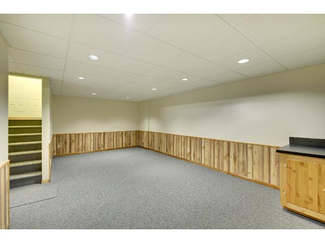 1865 County Road E, Saint Paul, MN 55110 photo 16