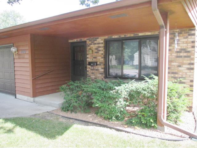 1616 10th St E, Glencoe, MN 55336 photo 3