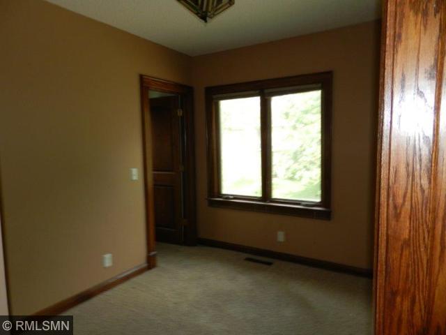 1801 Eustis St, Saint Paul, MN 55113 photo 12