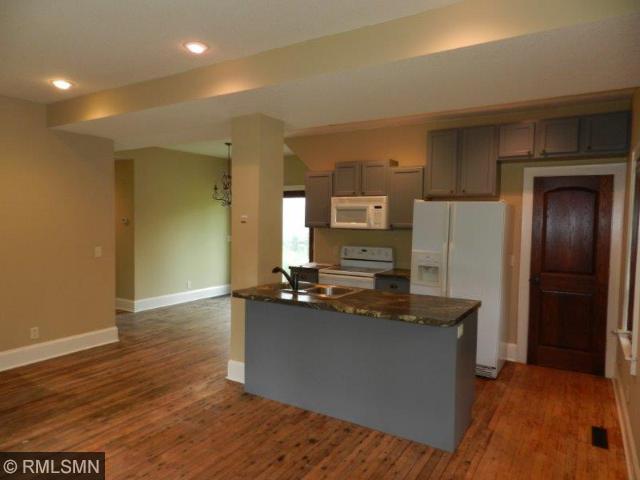 1801 Eustis St, Saint Paul, MN 55113 photo 4