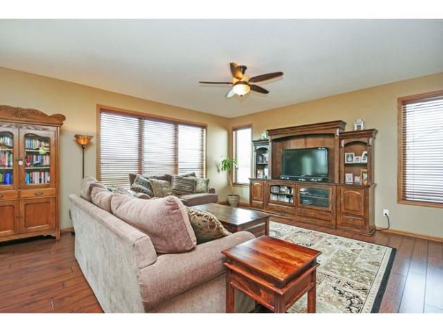 1981 Schoolmaster Dr, Chaska, MN 55318 photo 7
