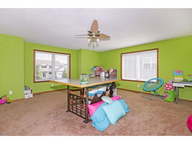 1981 Schoolmaster Dr, Chaska, MN 55318 photo 16