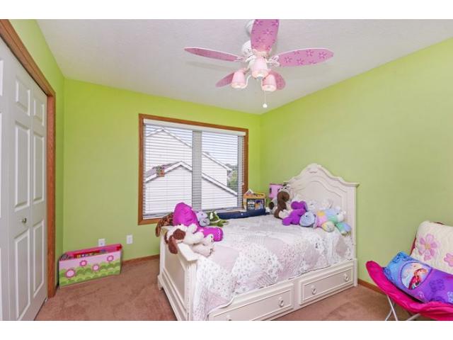 1981 Schoolmaster Dr, Chaska, MN 55318 photo 12