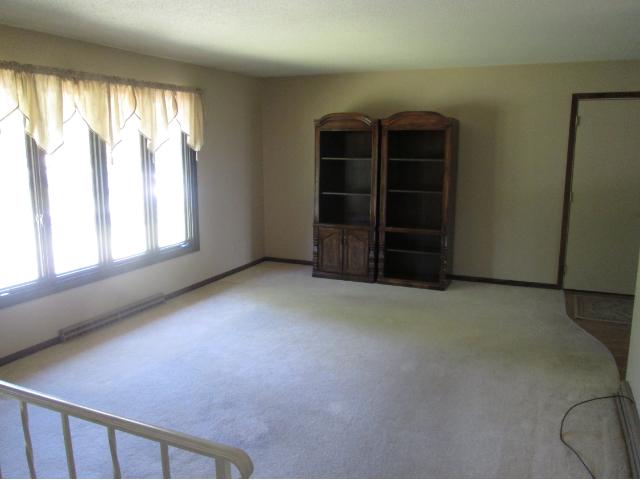 828 Clark Pl, Saint Cloud, MN 56301 photo 6