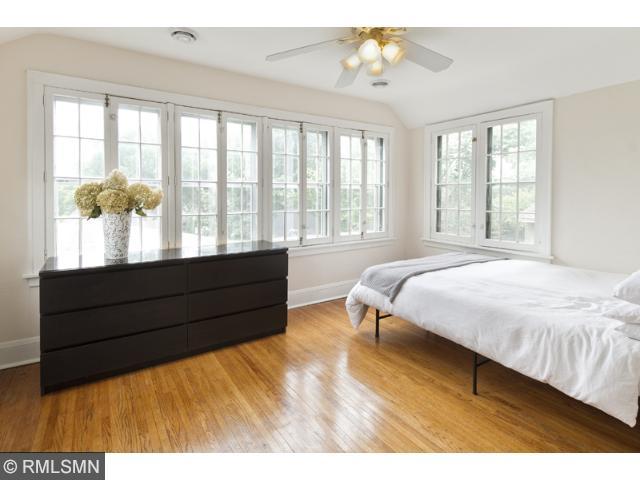 315 Longview Ter, Minneapolis, MN 55419 photo 14