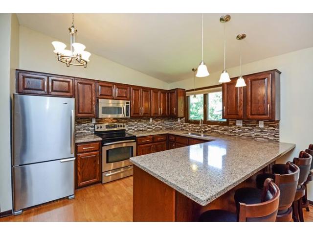 5409 Joyce St, Maple Plain, MN 55359 photo 3