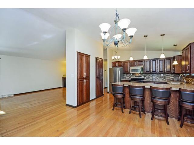 5409 Joyce St, Maple Plain, MN 55359 photo 4