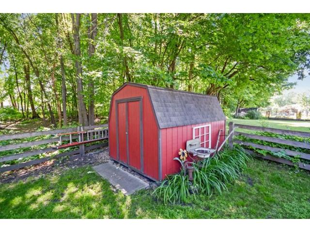 5409 Joyce St, Maple Plain, MN 55359 photo 17