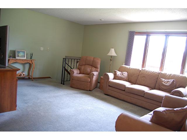 7518 111th Ave N, Champlin, MN 55316 photo 4