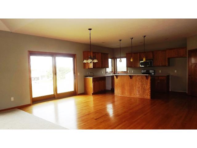 2615 Hulett Ct, Faribault, MN 55021 photo 6