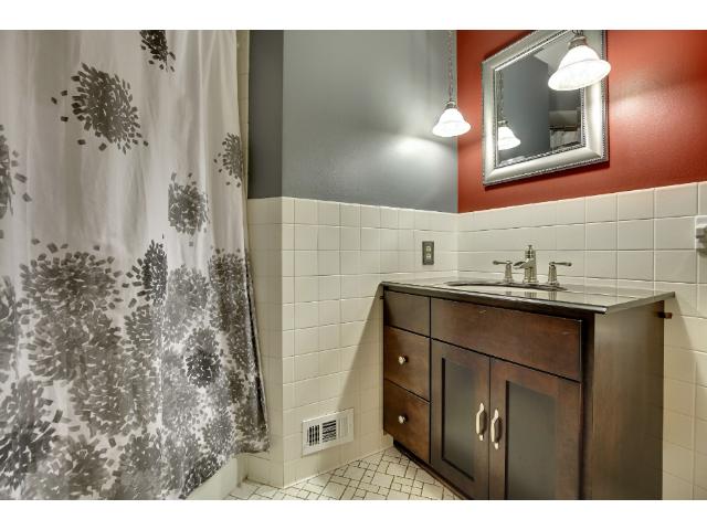 1514 Mccarthy Rd, Eagan, MN 55121 photo 14