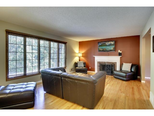 1514 Mccarthy Rd, Eagan, MN 55121 photo 7