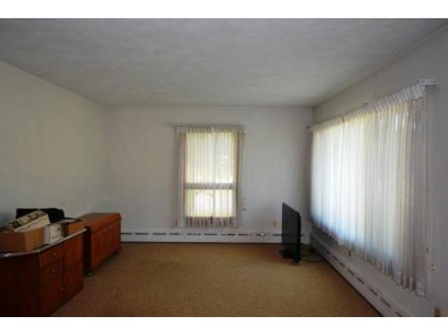 329 Common St, Waterville, MN 56096 photo 3