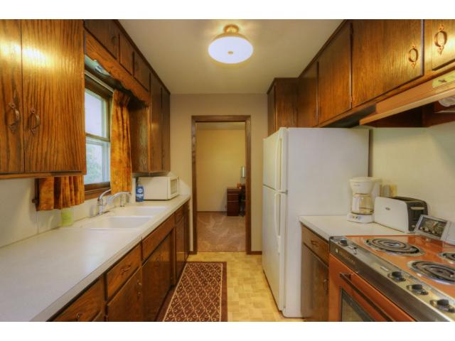 860 Valley View Rd, Faribault, MN 55021 photo 8