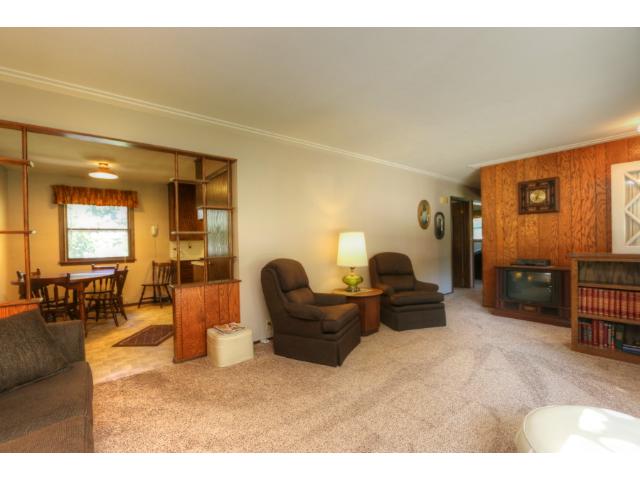 860 Valley View Rd, Faribault, MN 55021 photo 6