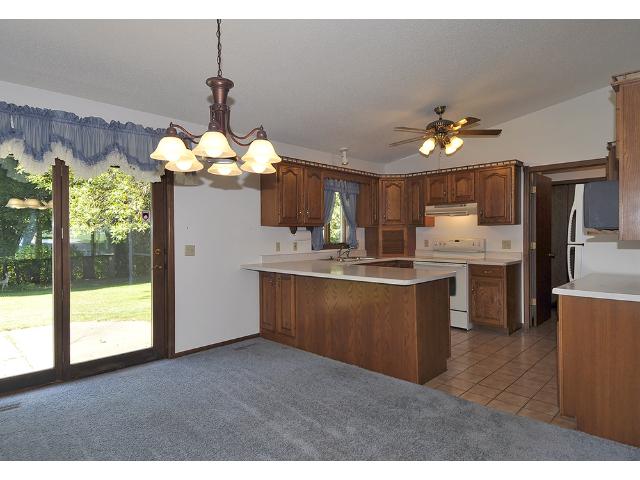 509 Whipple Way, Faribault, MN 55021 photo 7