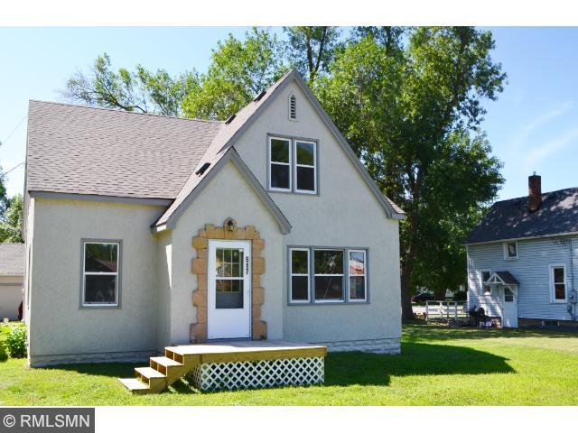 517 1st Ave E, Cambridge, MN 55008 photo 1