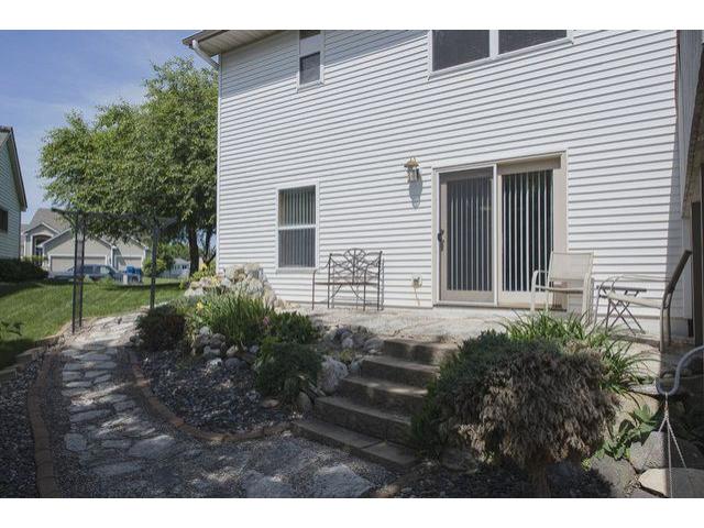 9389 White Oaks Trl, Champlin, MN 55316 photo 18