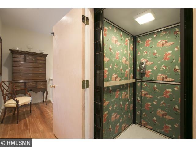 704 Widsten Cir, Wayzata, MN 55391 photo 13