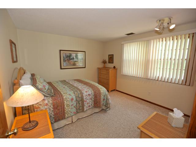 6463 Evergreen Ln N, Osseo, MN 55369 photo 16