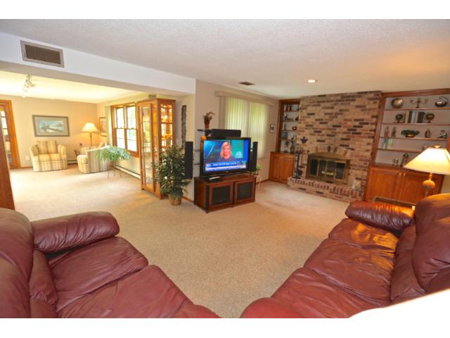 6463 Evergreen Ln N, Osseo, MN 55369 photo 13