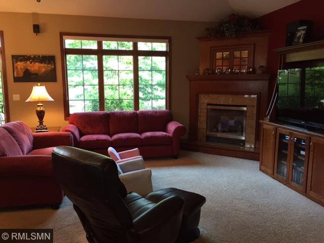651 Jenisa Dr, Saint Cloud, MN 56301 photo 2