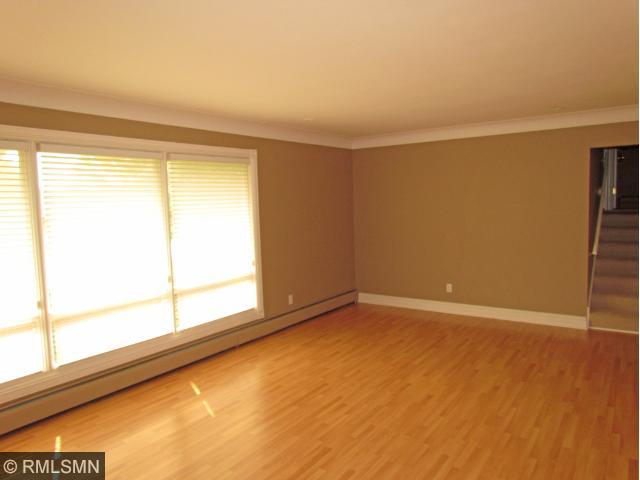 3105 Dunbar Rd, Saint Cloud, MN 56301 photo 2
