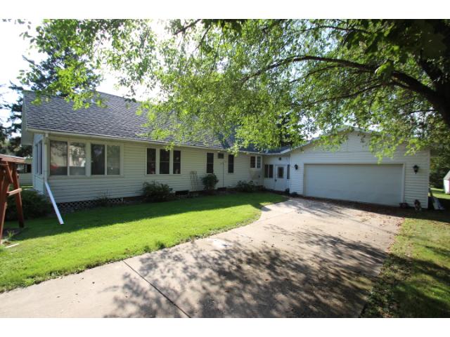 204 Pine Ave E, Upsala, MN 56384 photo 1