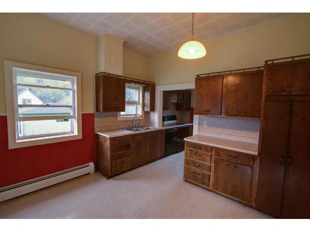 310 7th St E, Red Wing, MN 55066 photo 4