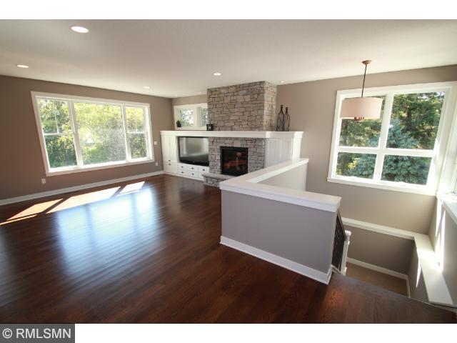 574 Nelson Rd, Maple Plain, MN 55359 photo 3
