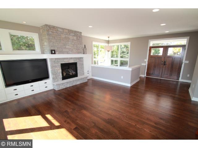 574 Nelson Rd, Maple Plain, MN 55359 photo 1