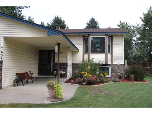 7608 118th Way N, Champlin, MN 55316 photo 2