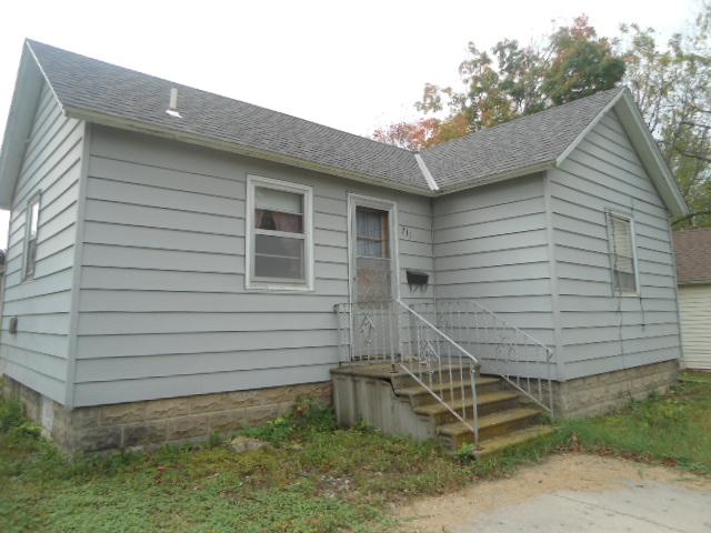 711 Mart St, Kenyon, MN 55946 photo 2