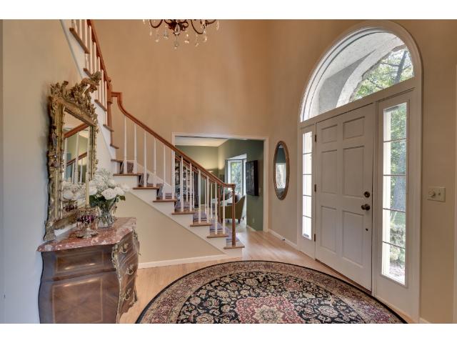 20795 Linwood Rd, Excelsior, MN 55331 photo 2