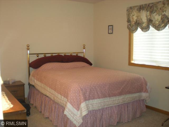 2327 68th Ave N, Saint Cloud, MN 56303 photo 14