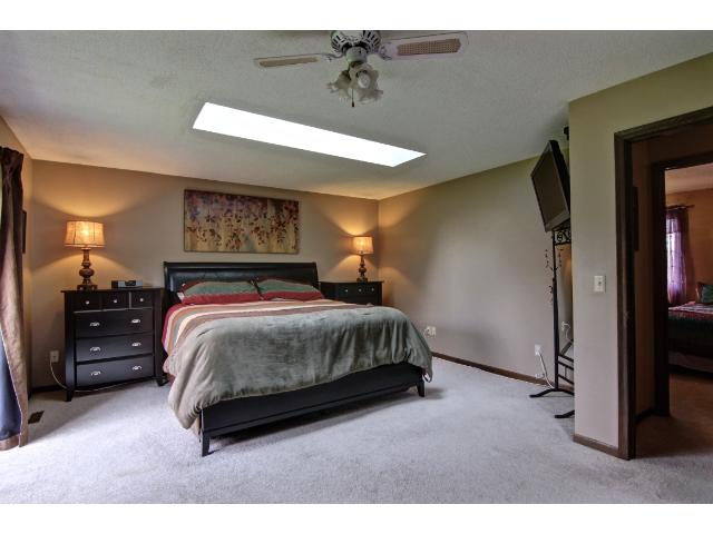 995 174th St E, Jordan, MN 55352 photo 6