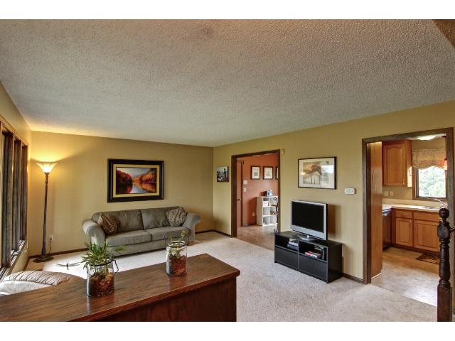 995 174th St E, Jordan, MN 55352 photo 2