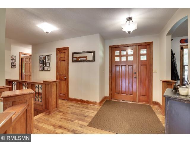 19350 Willow Haven Rd, Excelsior, MN 55331 photo 2