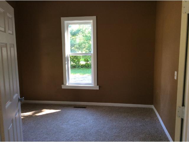336 E 3rd St, Litchfield, MN 55355 photo 5