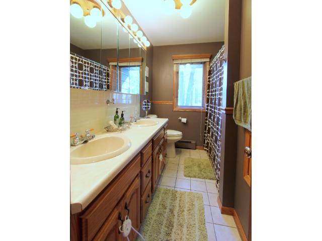 13883 Memorywood Dr, Baxter, MN 56425 photo 9