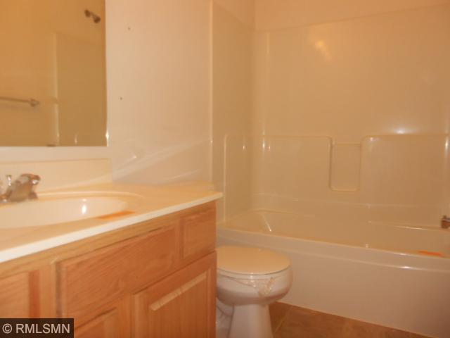 3857 Keyes St NE, Minneapolis, MN 55421 photo 7