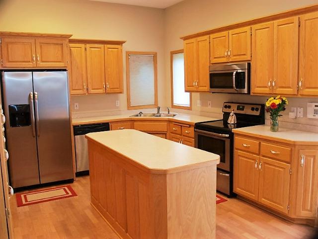 11231 Marshview Ln N, Champlin, MN 55316 photo 3
