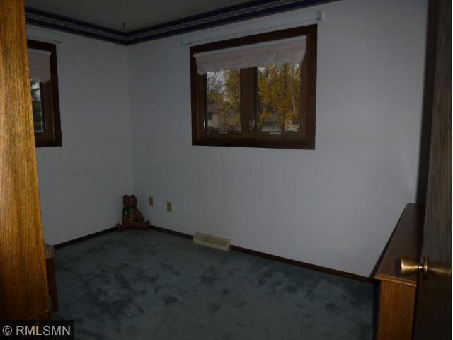342 Belle Aire Dr, Champlin, MN 55316 photo 6
